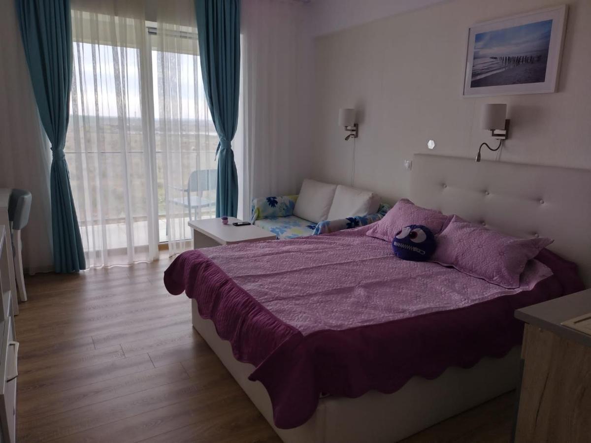 Blaxy Resort Stefi Cu Acces La Piscine Gratuit 23 August Exterior foto